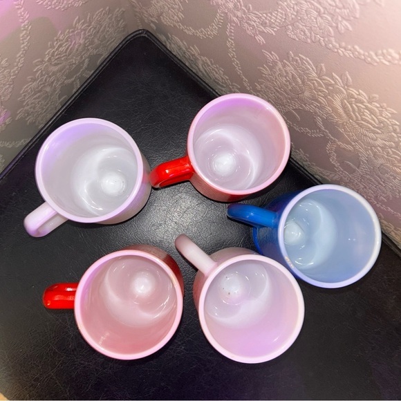 Colorful Mug Set vintage set of 5 milk glass pedestal cups - Picture 6 of 8